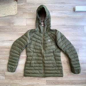 Arcteryx Agrium Womens, Size L